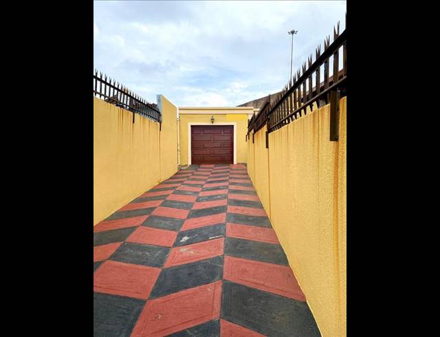 3 BEDROOM PROPERTY TO RENT IN ZONDI
